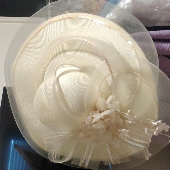 Hat - Picture 2 of 2